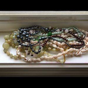 10 assorted necklaces great 🎄 gifts